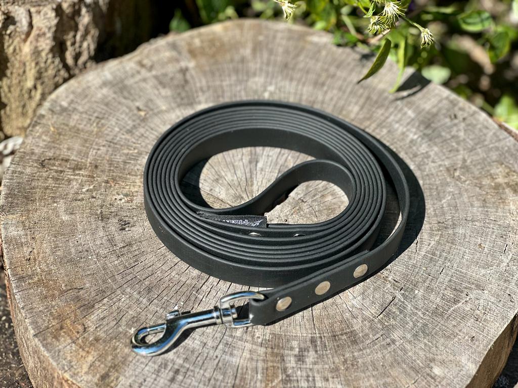 Black Biothane® Tracker lead 