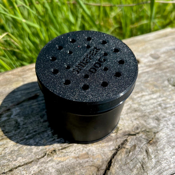 black scentwork pot